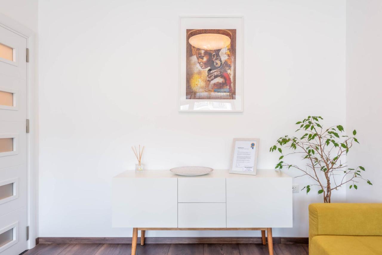 Cosy Apartment In Central Varna Exterior photo
