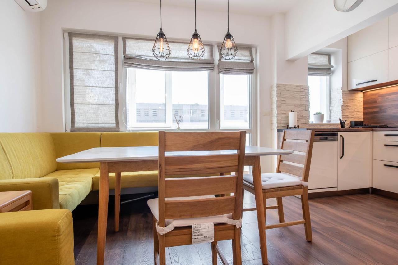 Cosy Apartment In Central Varna Exterior photo