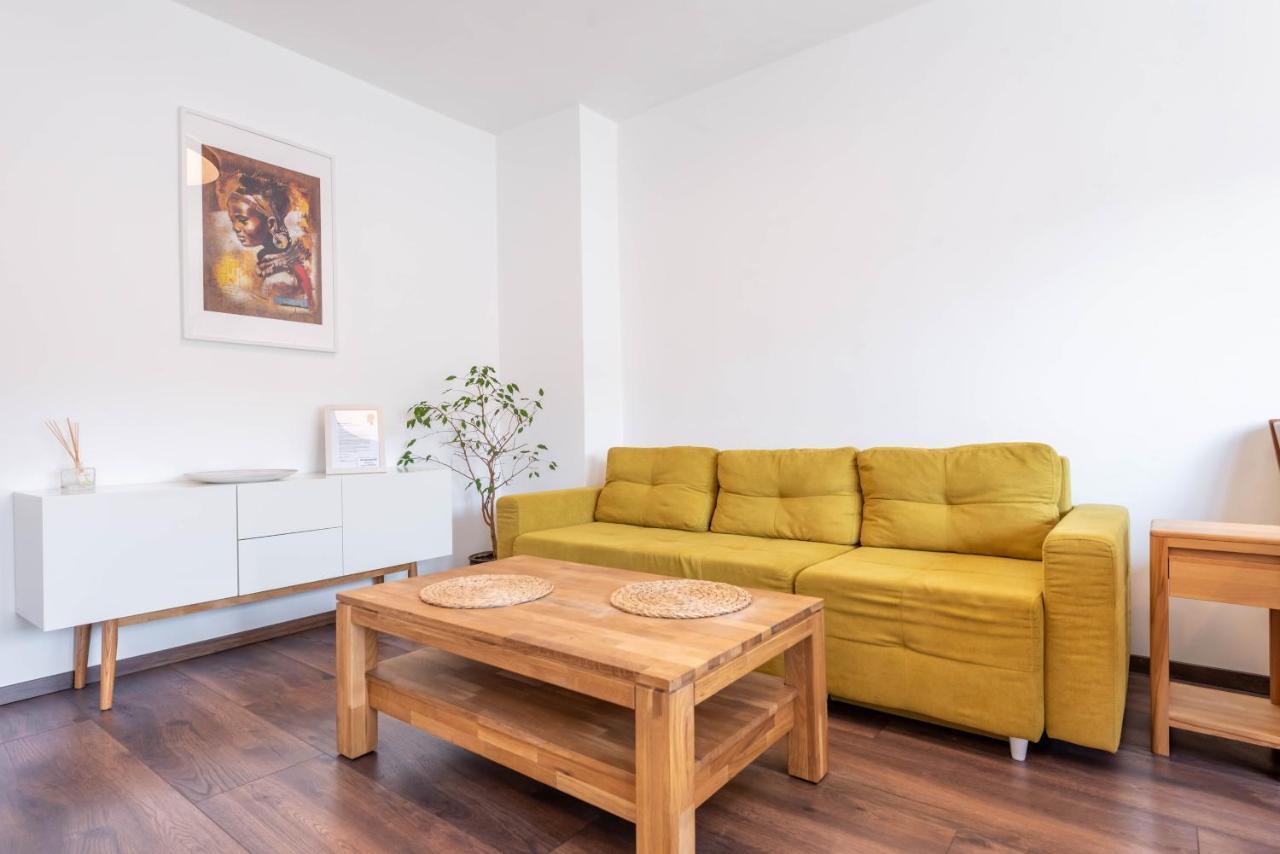 Cosy Apartment In Central Varna Exterior photo